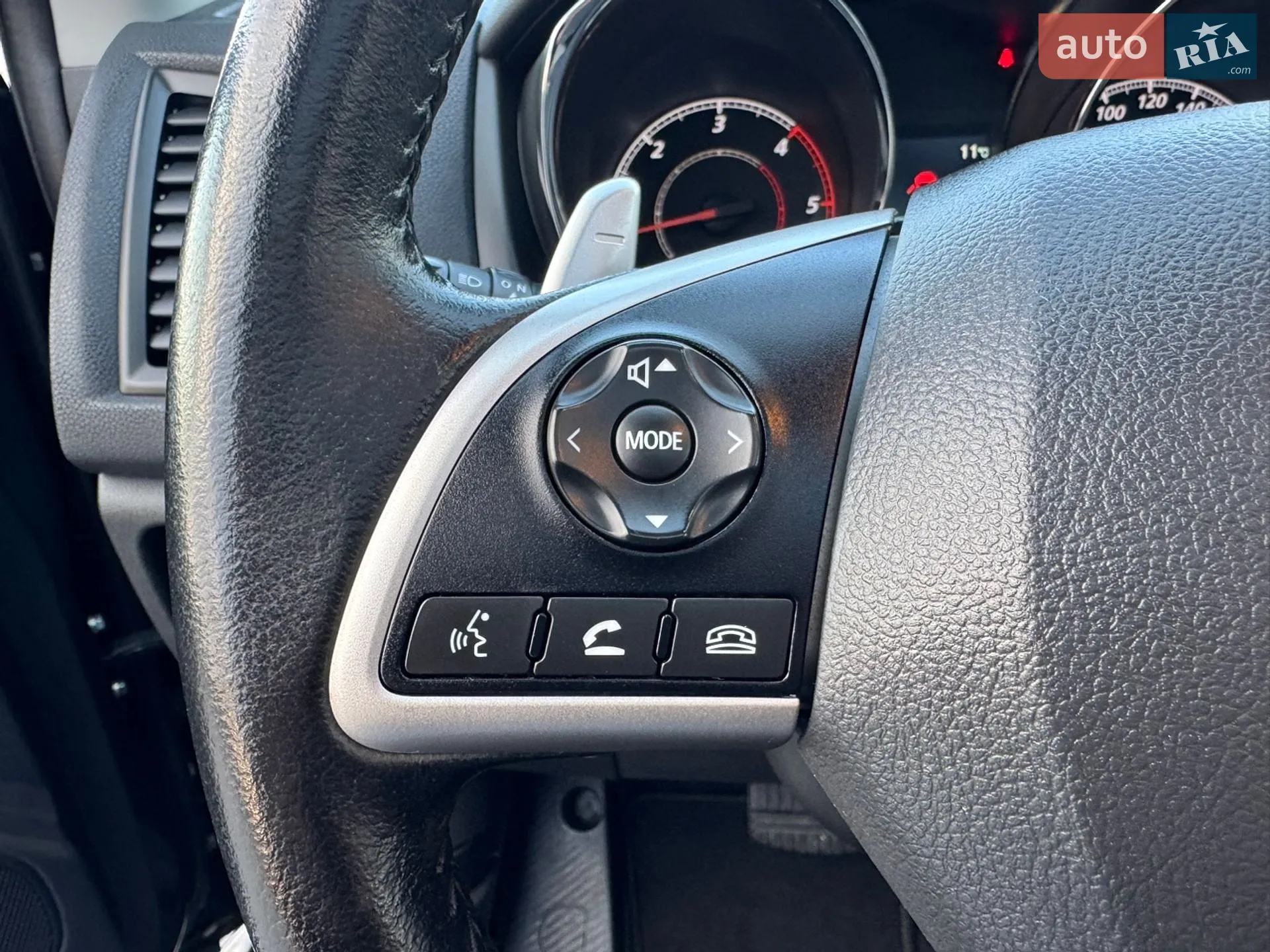 2015 Mitsubishi ASX - мініатюра 31