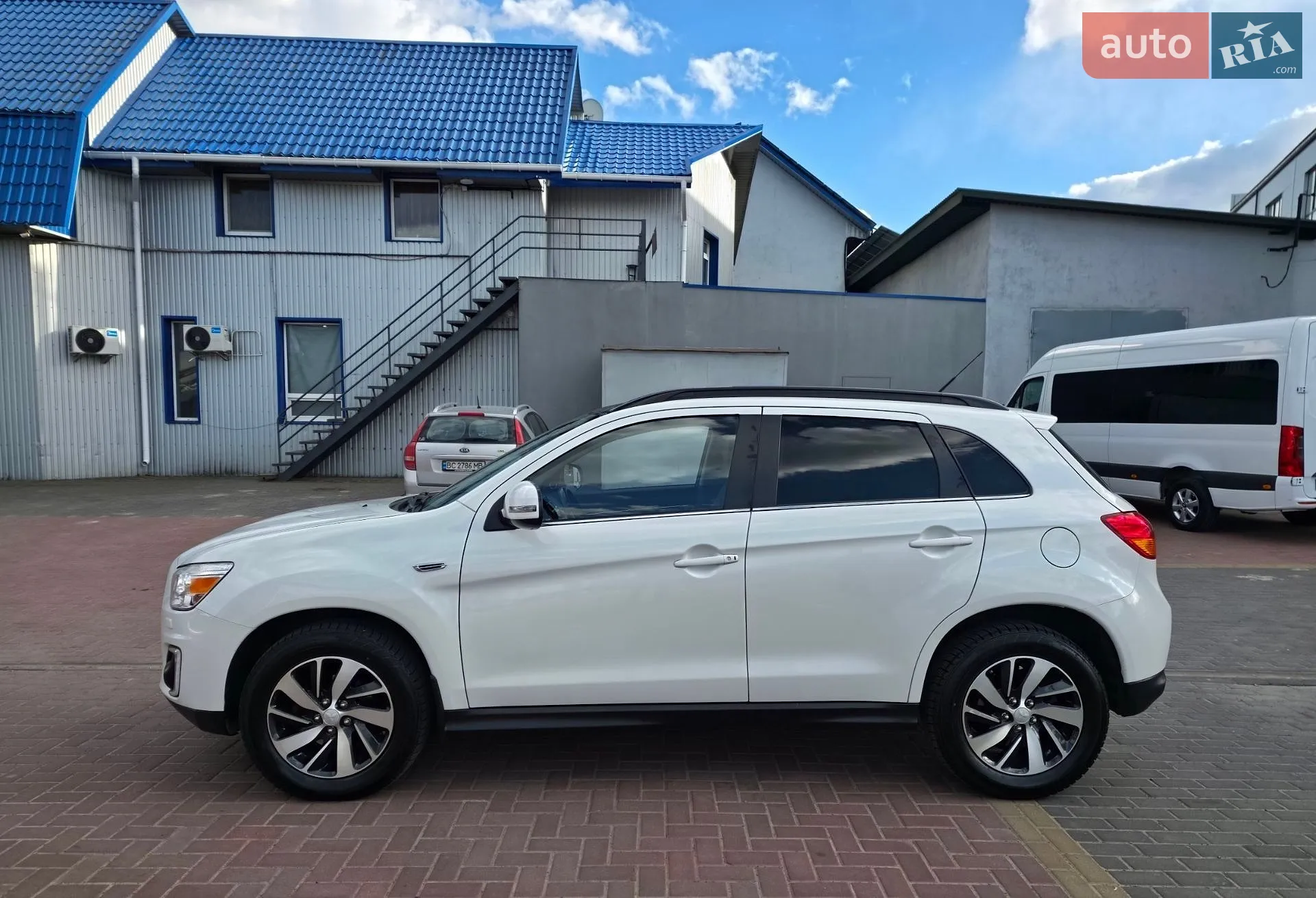 Mitsubishi ASX 2010 VIN JMBXNGA1WBZ002875 фото оголошення 12 з 23