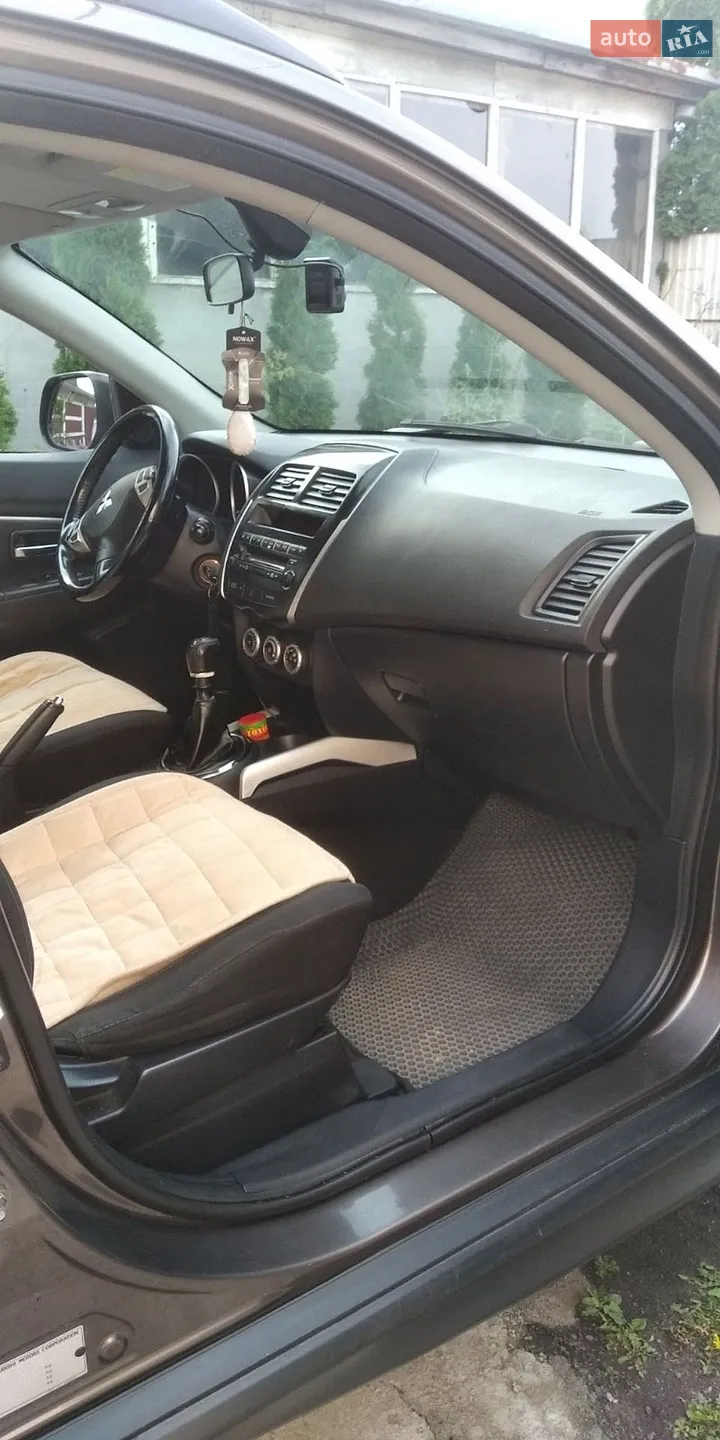 2010 Mitsubishi ASX - мініатюра 20