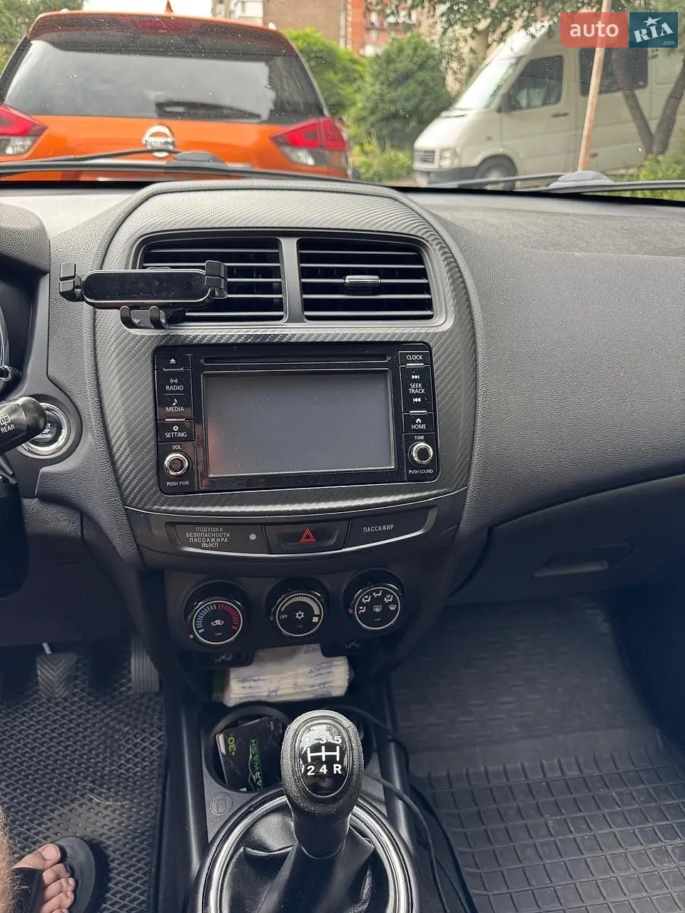2017 Mitsubishi ASX - мініатюра 14