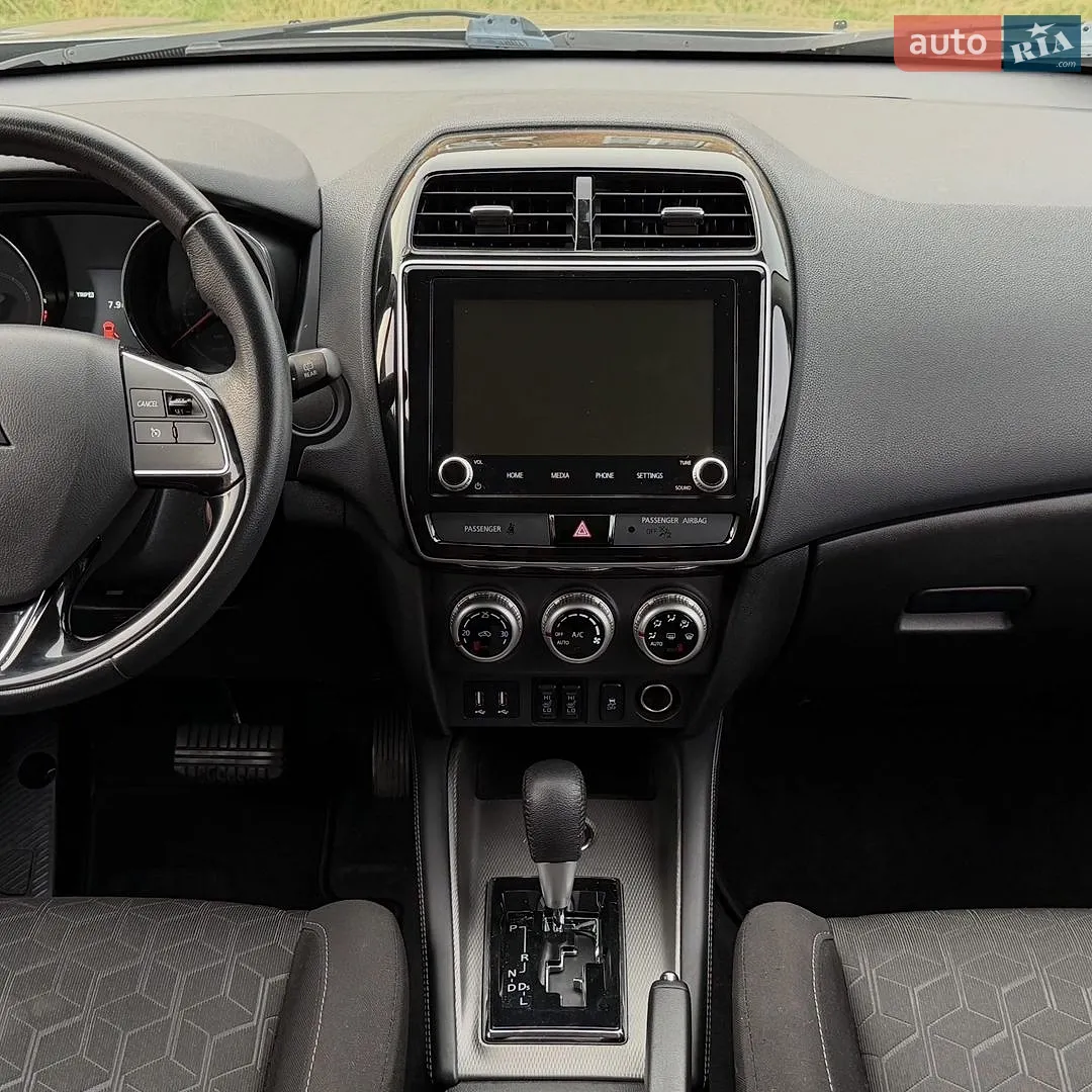 2020 Mitsubishi ASX - мініатюра 18