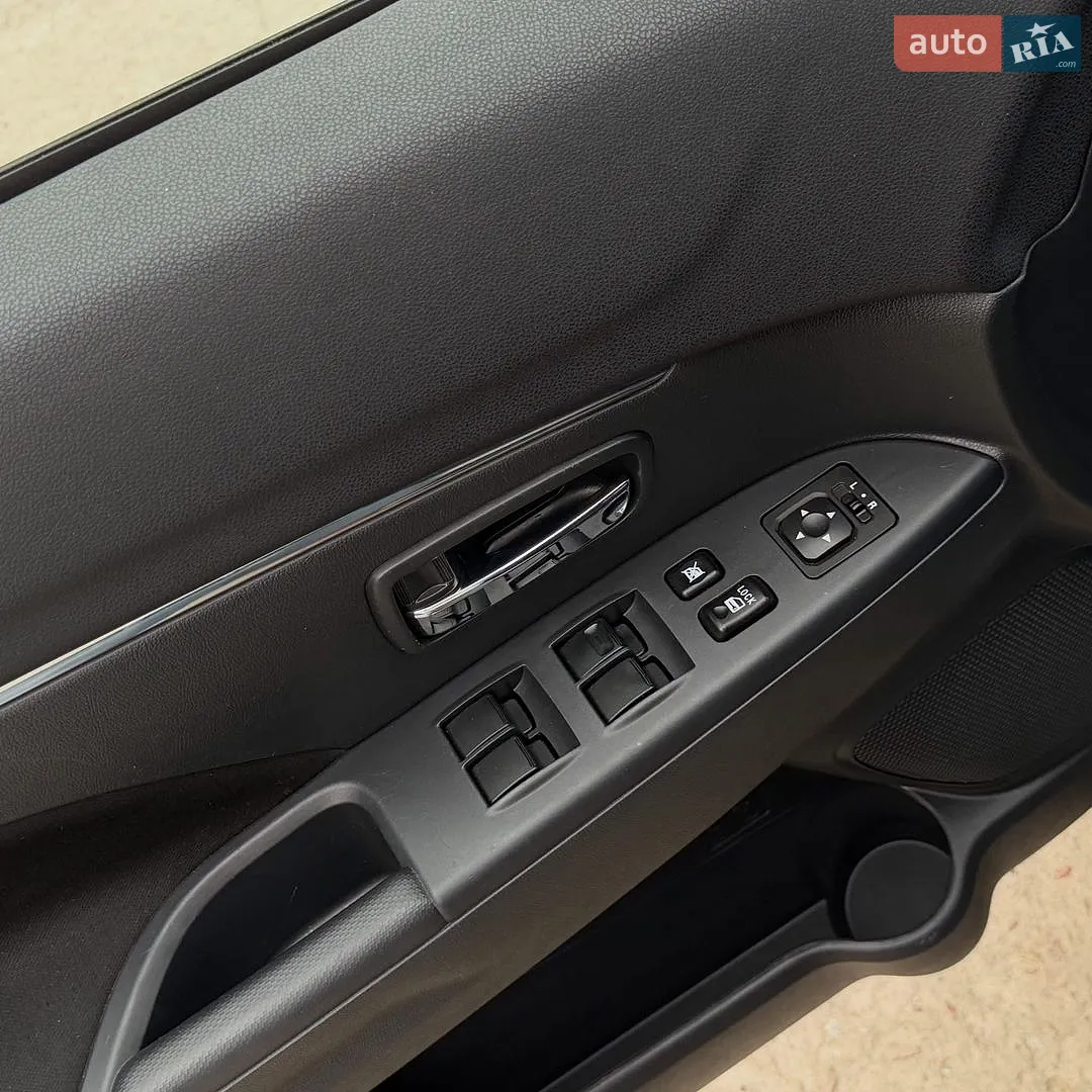 2020 Mitsubishi ASX - мініатюра 19