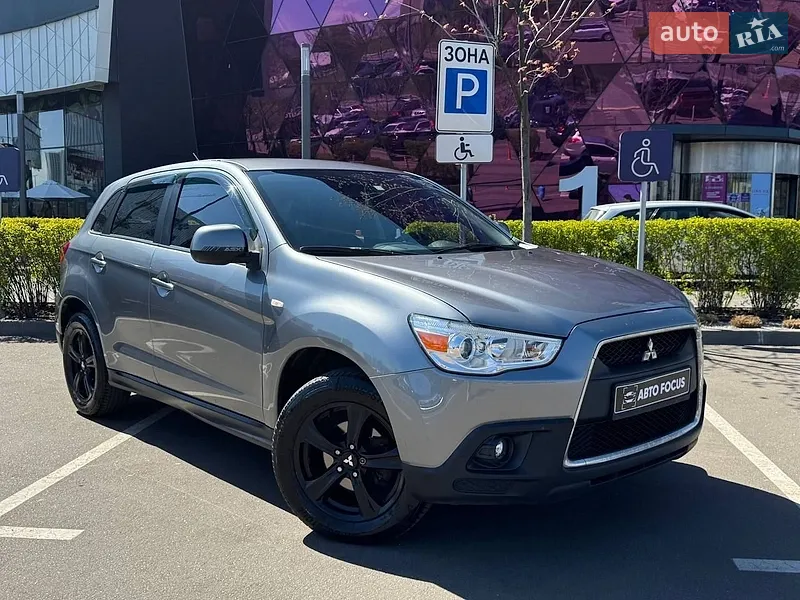 Mitsubishi ASX 2011