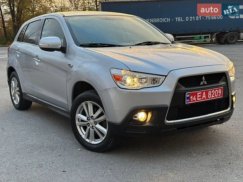 Mitsubishi ASX