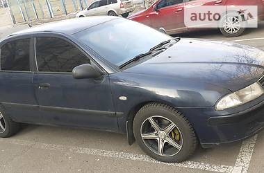 Седан Mitsubishi Carisma 2001 в Києві