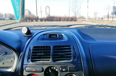 Седан Mitsubishi Carisma 1997 в 