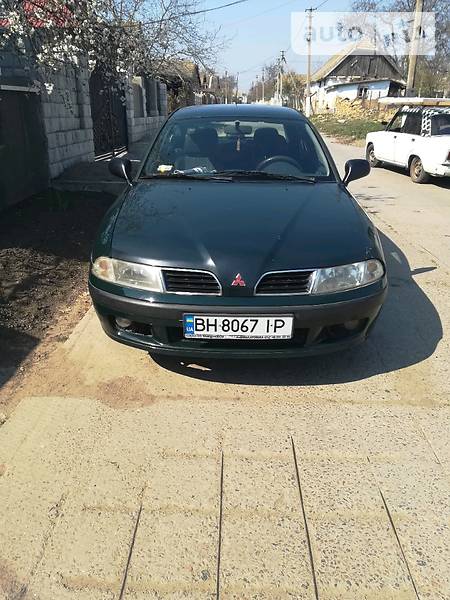 Седан Mitsubishi Carisma 2000 в 