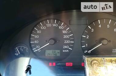 Седан Mitsubishi Carisma 2000 в 