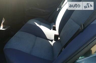 Седан Mitsubishi Carisma 2000 в 