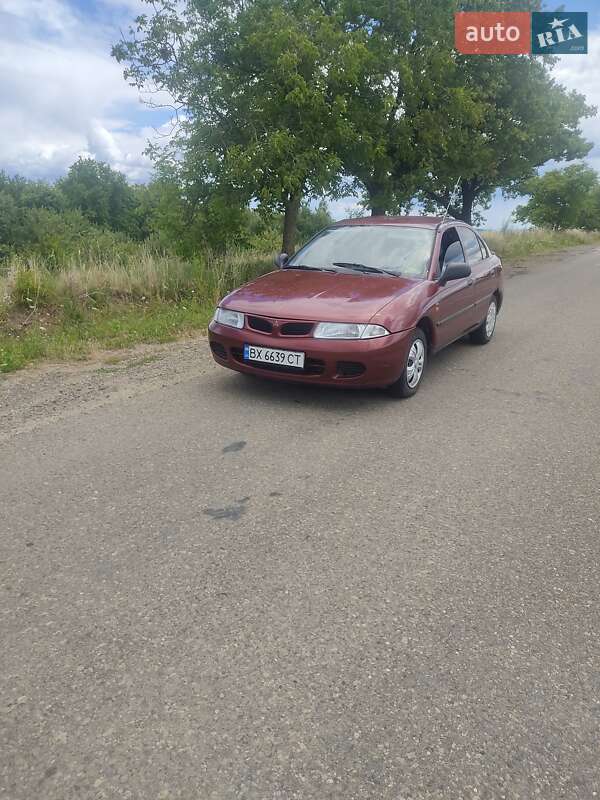 Седан Mitsubishi Carisma 1998 в 