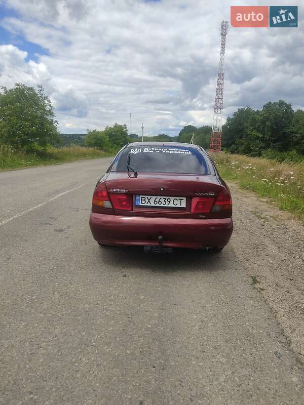 Седан Mitsubishi Carisma 1998 в Сторожинце
