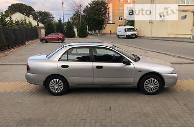 Седан Mitsubishi Carisma 1996 в Одессе