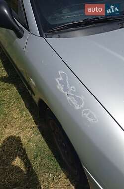 Седан Mitsubishi Carisma 2001 в 