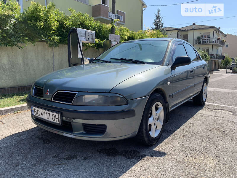 Лифтбек Mitsubishi Carisma 2002 в Рогатине