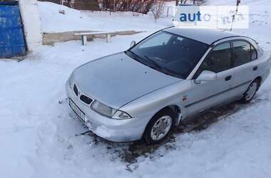 Лифтбек Mitsubishi Carisma 1999 в Ровно