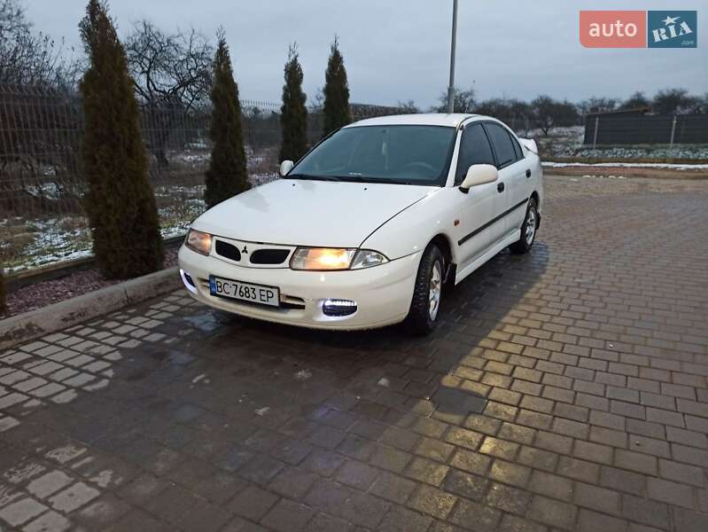 Седан Mitsubishi Carisma 1998 в Львові фото 3 Седан Mitsubishi Carisma 1998 в Львові