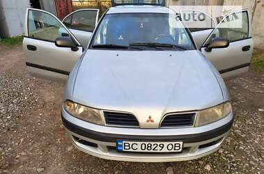 Лифтбек Mitsubishi Carisma 2000 в Дрогобыче