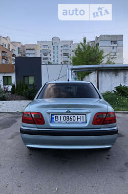 Седан Mitsubishi Carisma 2003 в Кременчуці