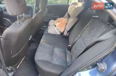 Лифтбек Mitsubishi Carisma 2000 в Нежине