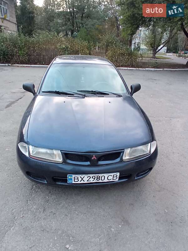 Седан Mitsubishi Carisma 2002 в Першотравенске фото 7 Седан Mitsubishi Carisma 2002 в Першотравенске