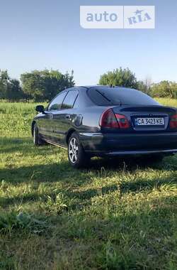 Ліфтбек Mitsubishi Carisma 2002 в Смілі