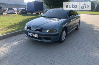 Седан Mitsubishi Carisma 2003 в Сокалі