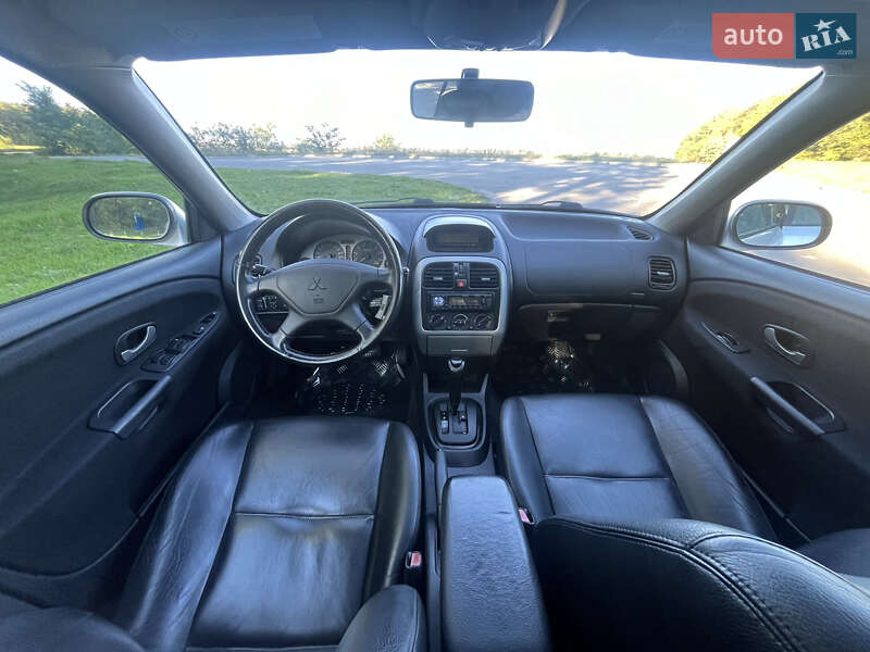 Лифтбек Mitsubishi Carisma 2003 в Дунаевцах фото 10 Лифтбек Mitsubishi Carisma 2003 в Дунаевцах