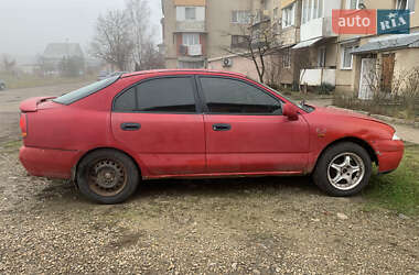 Ліфтбек Mitsubishi Carisma 1996 в Іршаві