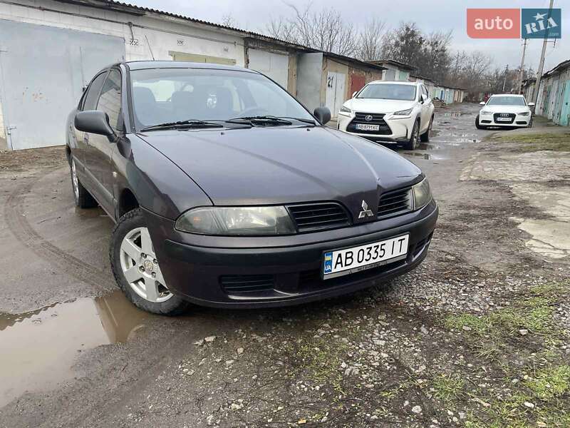 Седан Mitsubishi Carisma 2002 в Жмеринці