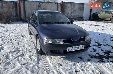 Ліфтбек Mitsubishi Carisma 2001 в Умані