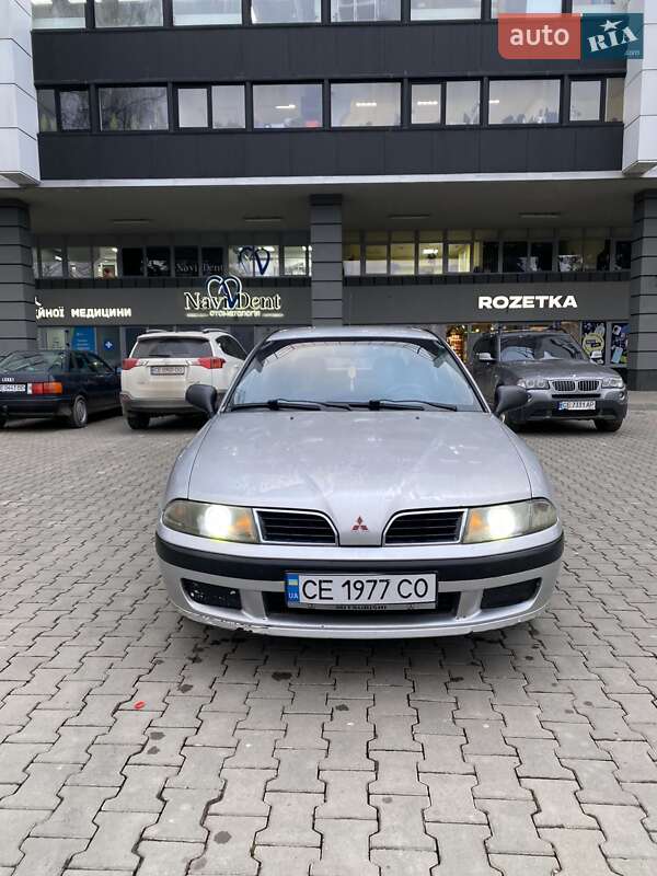 Лифтбек Mitsubishi Carisma 2001 в 