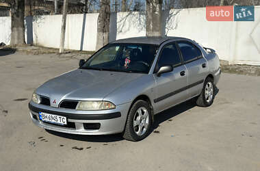 Седан Mitsubishi Carisma 2001 в Одесі