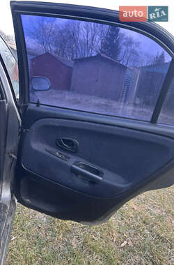 Седан Mitsubishi Carisma 2002 в 