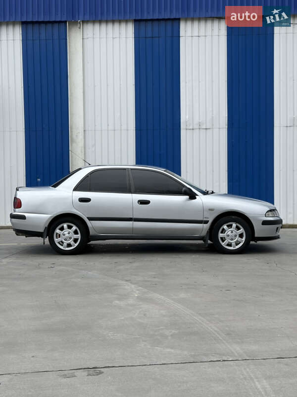 Седан Mitsubishi Carisma 1999 в Одессе