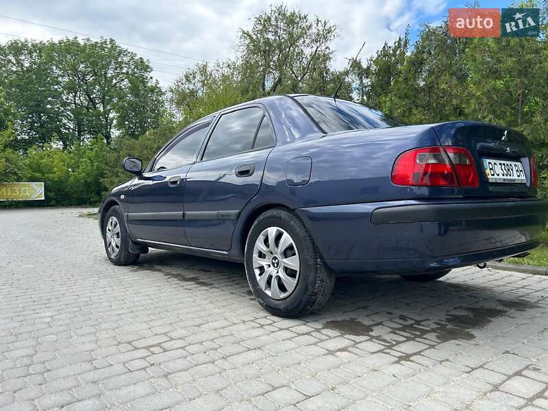 Седан Mitsubishi Carisma 2002 в Борщеві