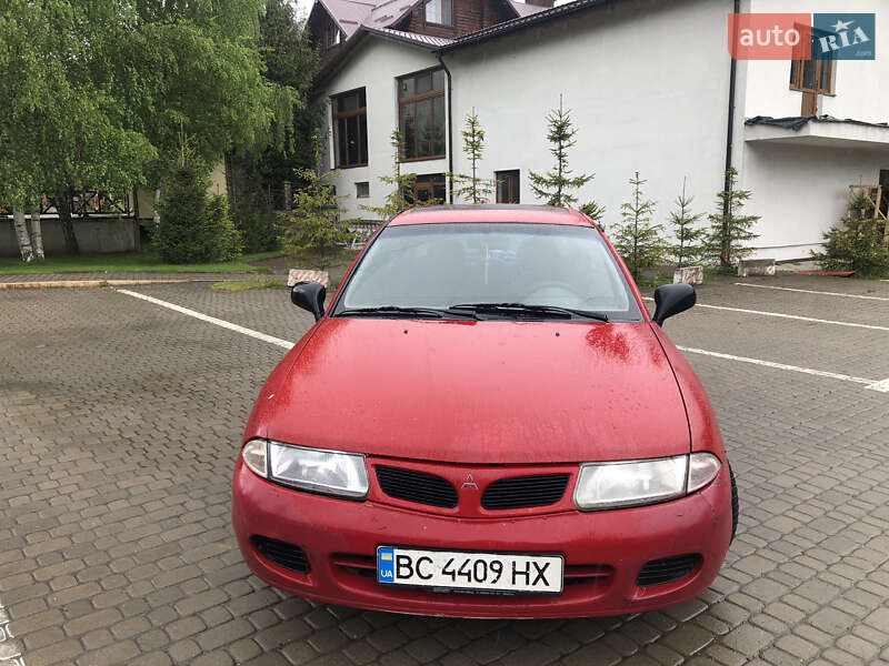 Седан Mitsubishi Carisma 1997 в Сколе