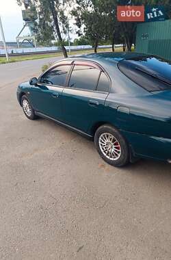 Ліфтбек Mitsubishi Carisma 1996 в 