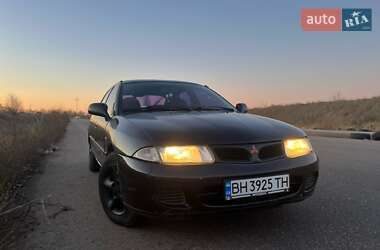 Ліфтбек Mitsubishi Carisma 1997 в Одесі
