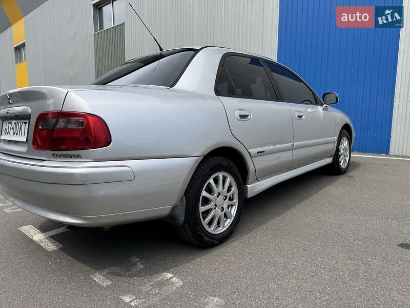 Седан Mitsubishi Carisma 2003 в Киеве