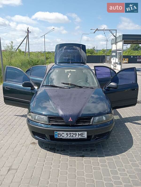 Mitsubishi Carisma 2000