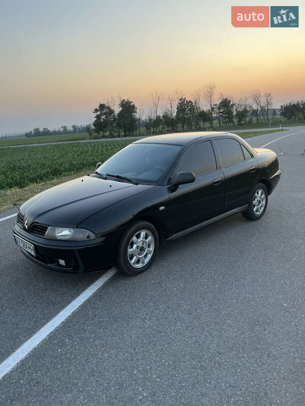 Седан Mitsubishi Carisma 2003 в Харькове