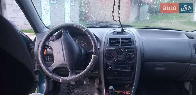 Седан Mitsubishi Carisma 1997 в Ровно