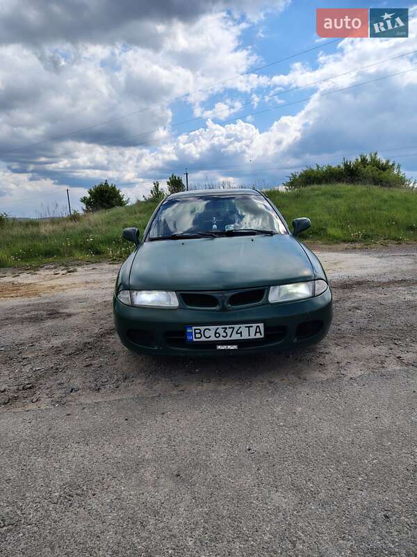 Mitsubishi Carisma 1996