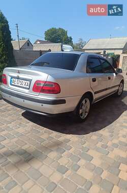 Седан Mitsubishi Carisma 2001 в 