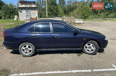 Ліфтбек Mitsubishi Carisma 1996 в  фото 3 Ліфтбек Mitsubishi Carisma 1996 в