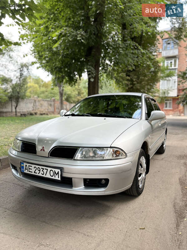Mitsubishi Carisma 1999
