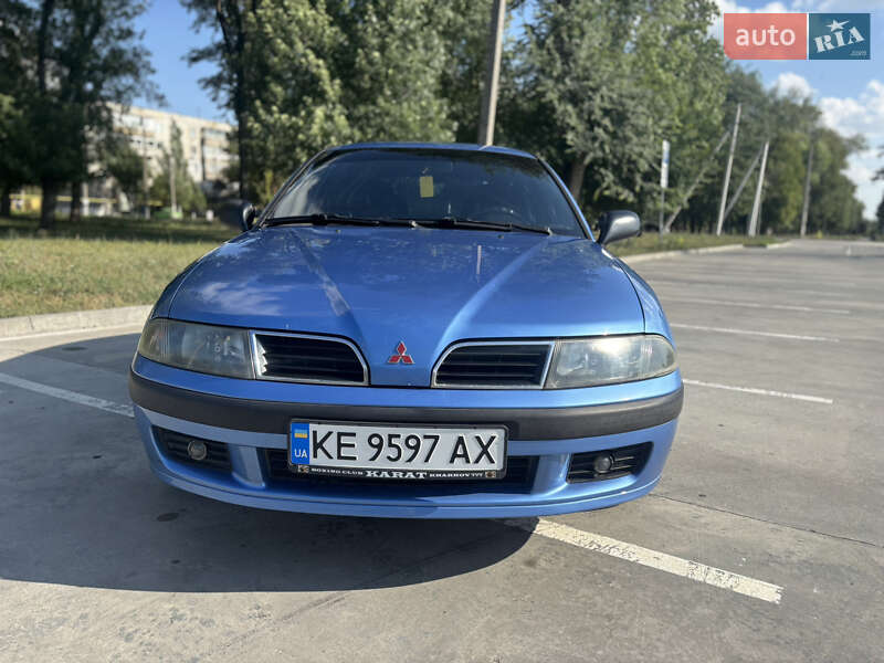 Лифтбек Mitsubishi Carisma 2001 в Синельниково