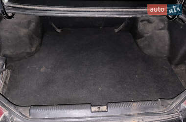 Седан Mitsubishi Carisma 2003 в  фото 6 Седан Mitsubishi Carisma 2003 в
