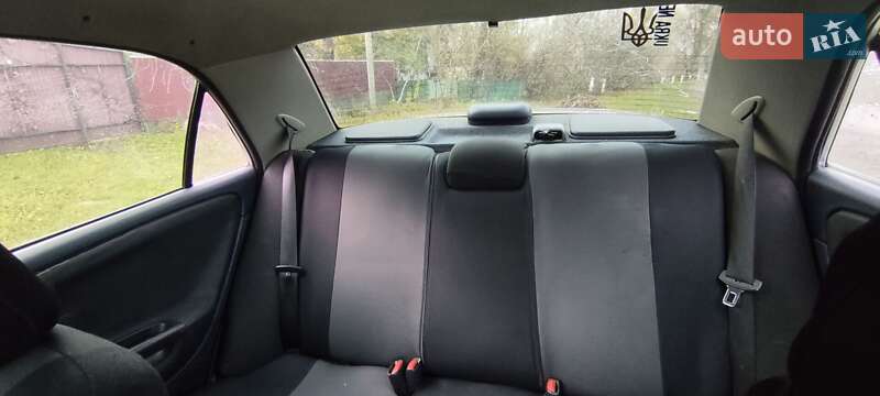 Седан Mitsubishi Carisma 2001 в Монастырище