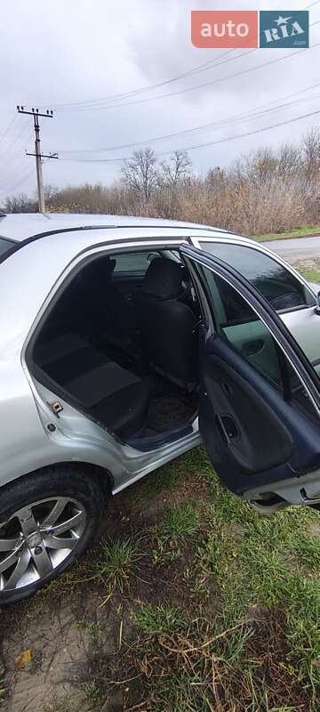 Седан Mitsubishi Carisma 2001 в Монастырище